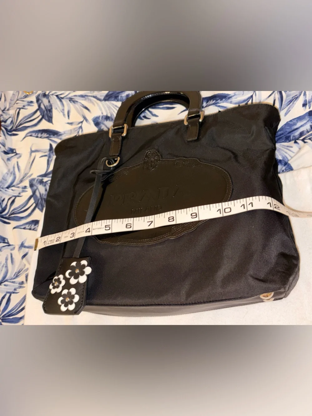 Prada Tessuto Black Nylon Tote with Patent Leather Logo Plaque and With Wallet - Picture 8 of 15